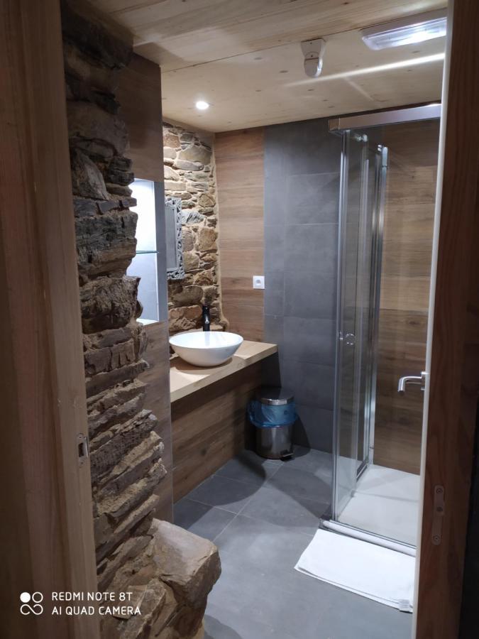 Albergue Atrio Триакастела Екстериор снимка